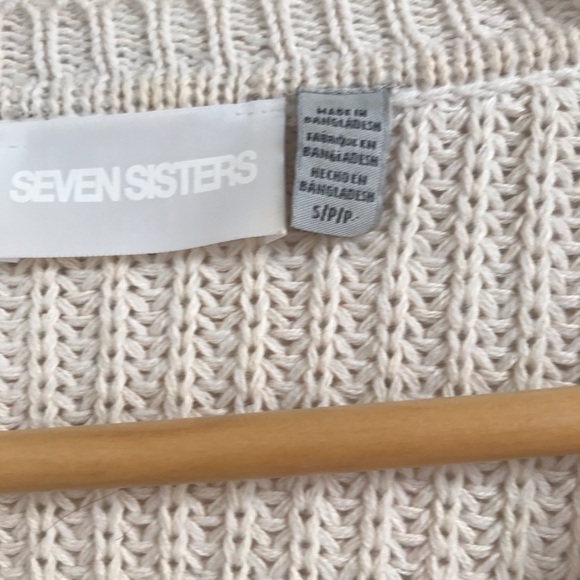 Seven Sisters Crop Top Sweater - Picture 6 of 7